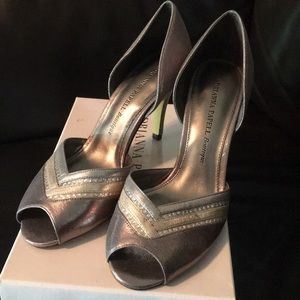 NEW Adrianna Papell Peep Toe Heels Silver Size 8